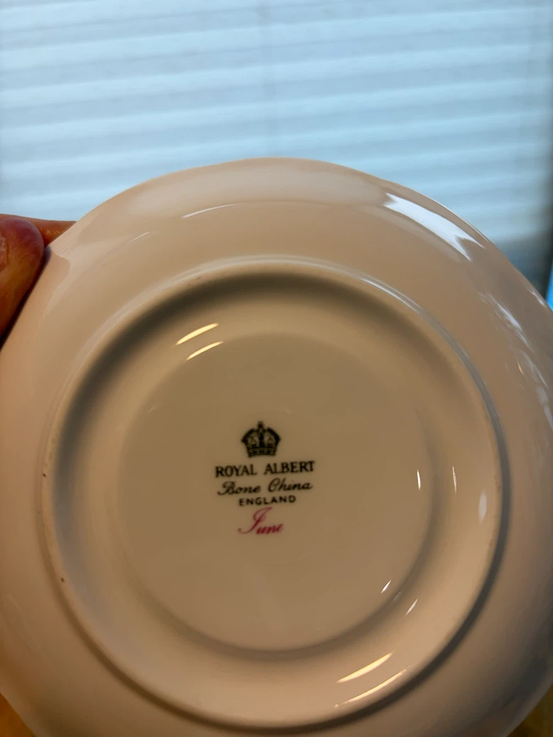 Royal Albert Bone China Cup and Saucer - photo 2