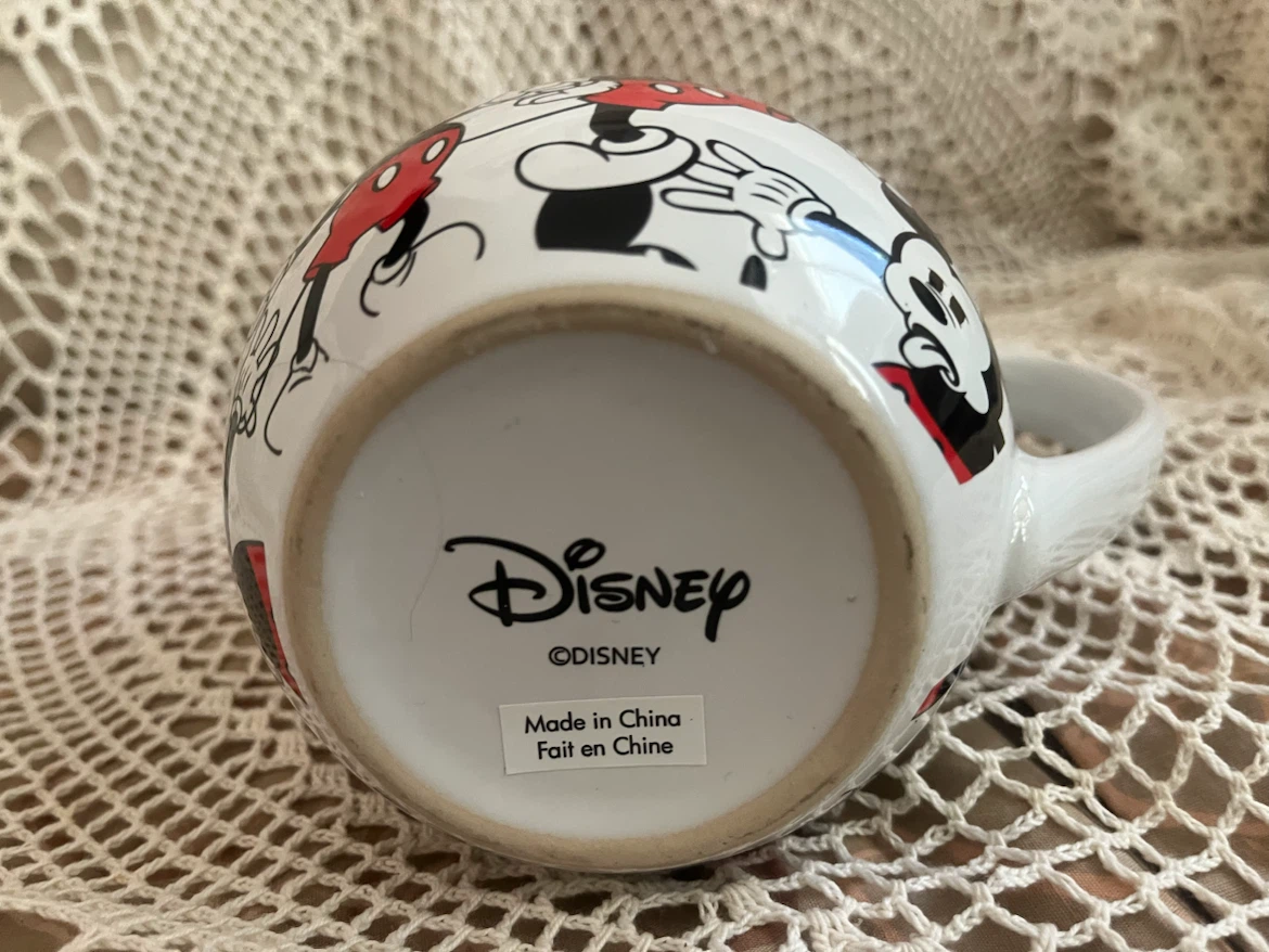 Disney Mickey Mouse Mug - photo 4