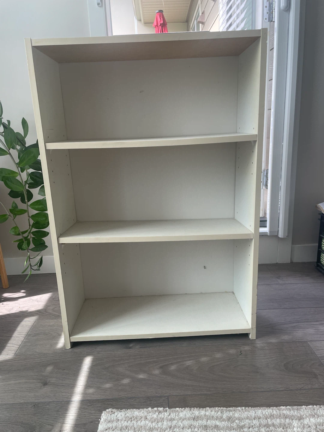 3-shelf bookshelf