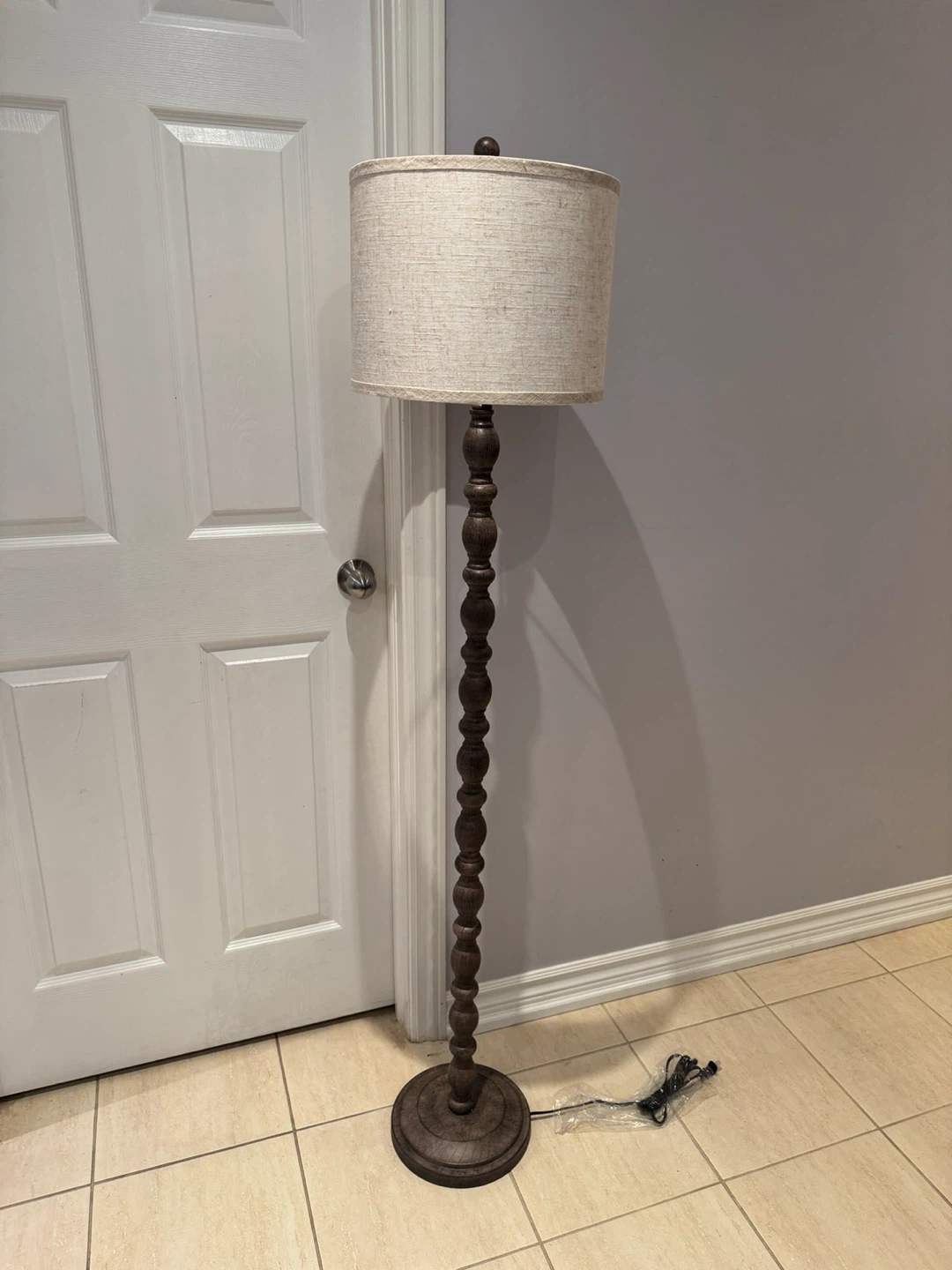 Vintage Style Floor Lamp with Drum Shade