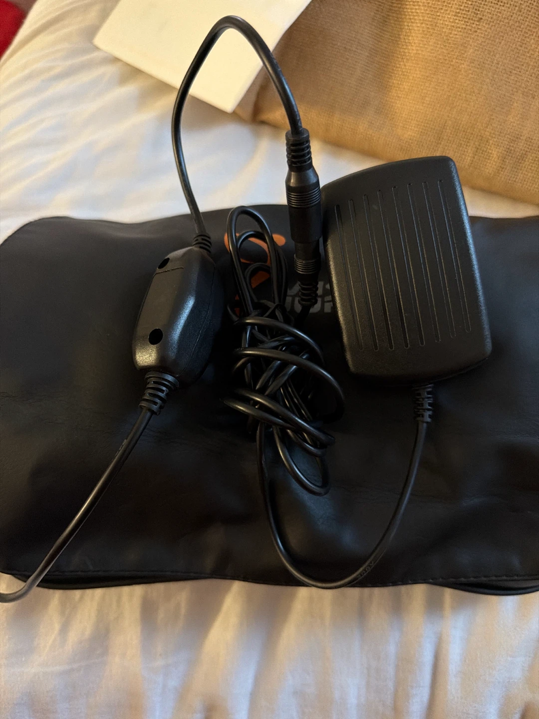 Viktor Jurgen Neck and Back Massager Pillow - photo 3