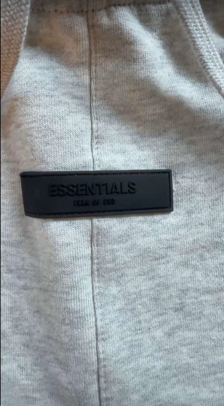 Essentials shorts - photo 2