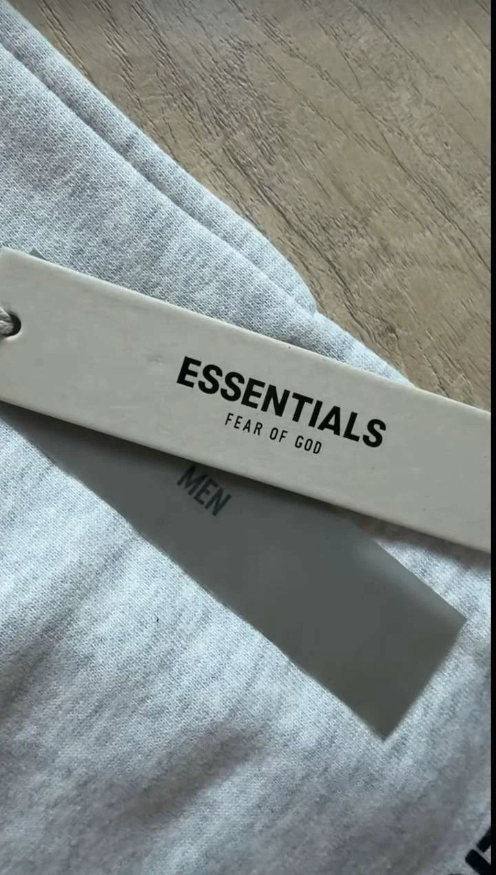 Essentials shorts - photo 3
