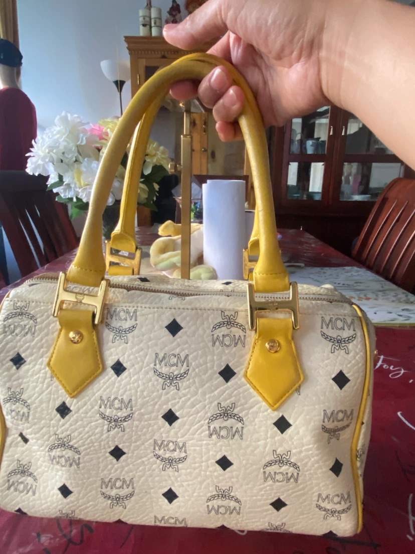MCM Boston Bag - White/Yellow Monogram - photo 3