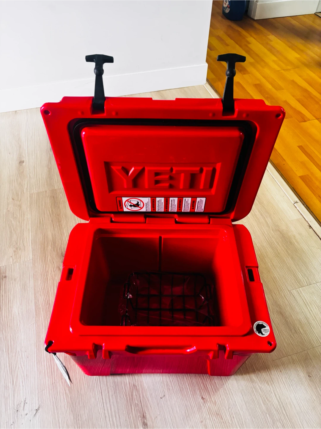 Yeti Tundra 35 Cooler - Red - photo 2