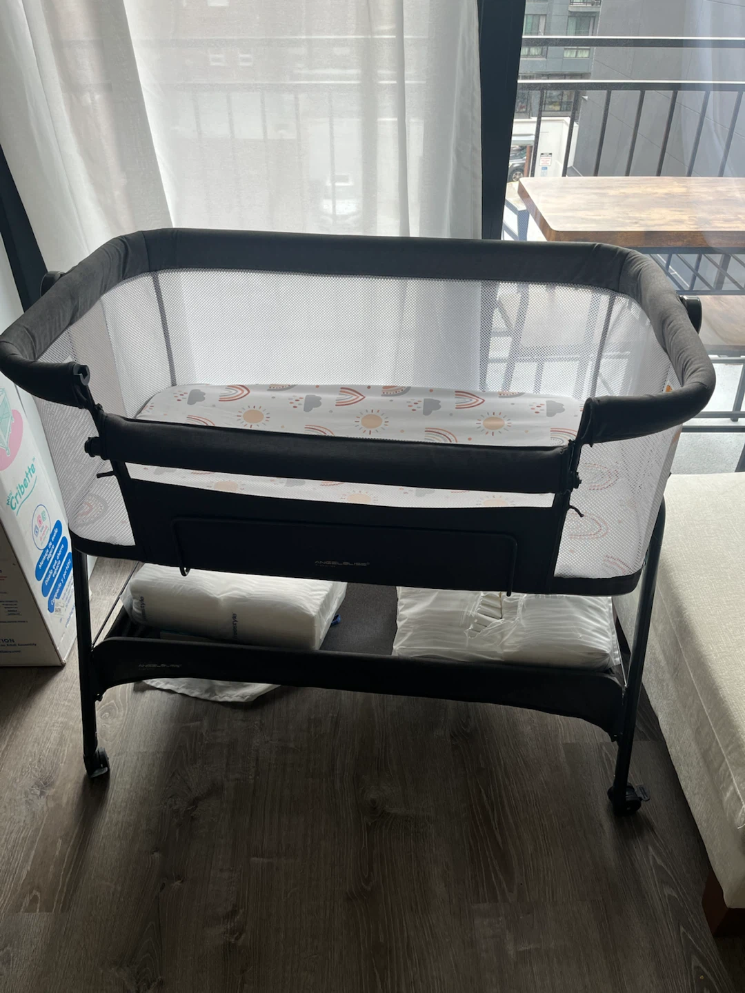 Selling bassinet - photo 3