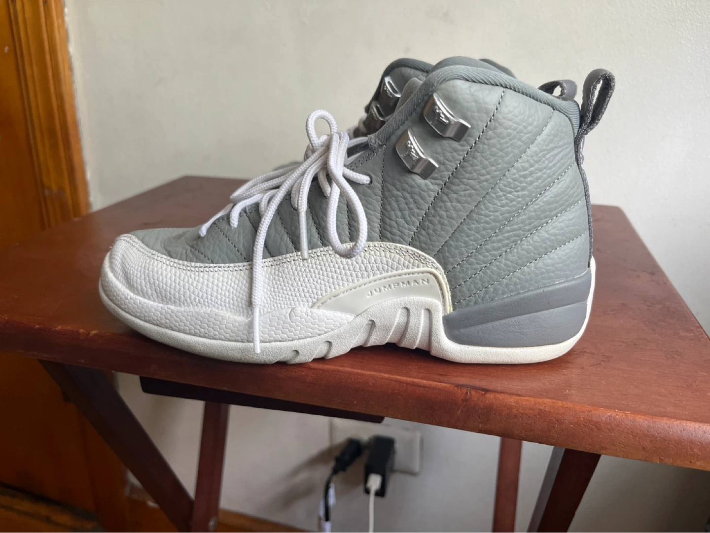 Air Jordan 12 Retro Grey White - photo 4