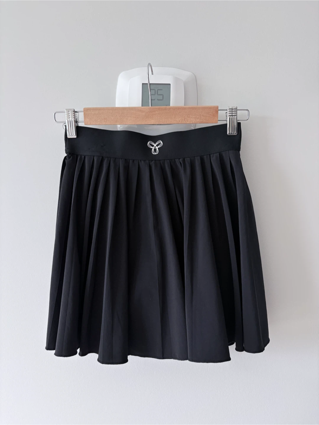 Topskirt Black Pleated Skirt