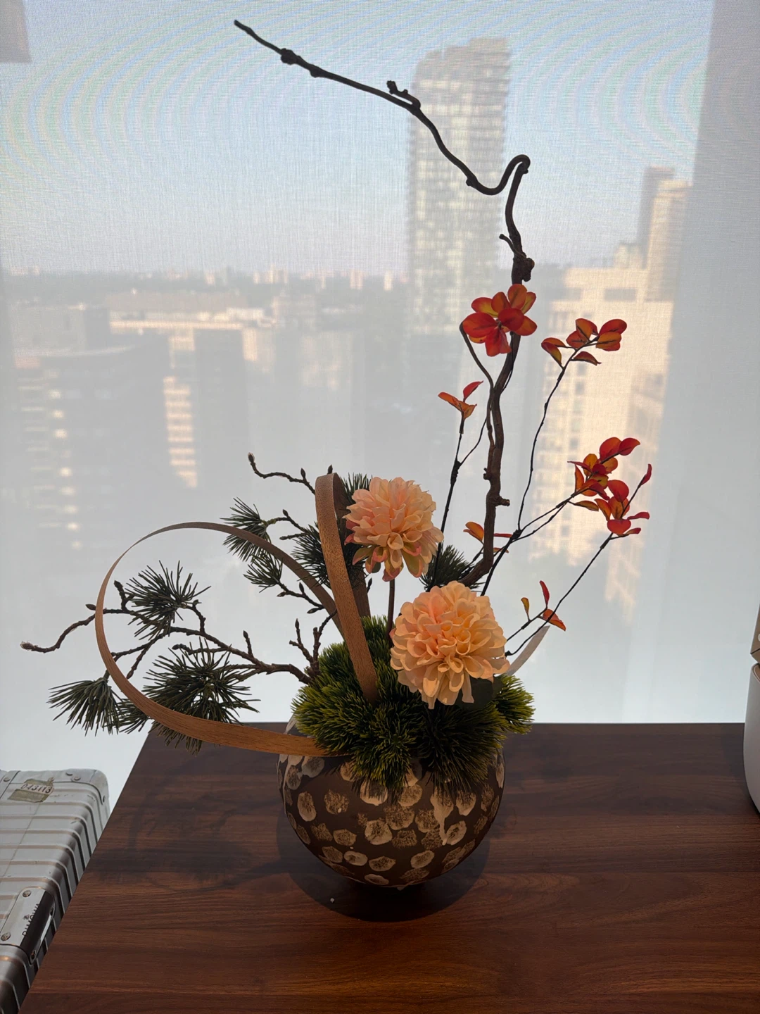 Artificial Flower Arrangement in Decorative Vase - photo 4