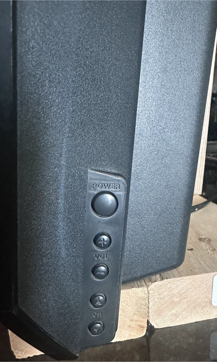 Sanyo DP26648 LCD HDTV - photo 5