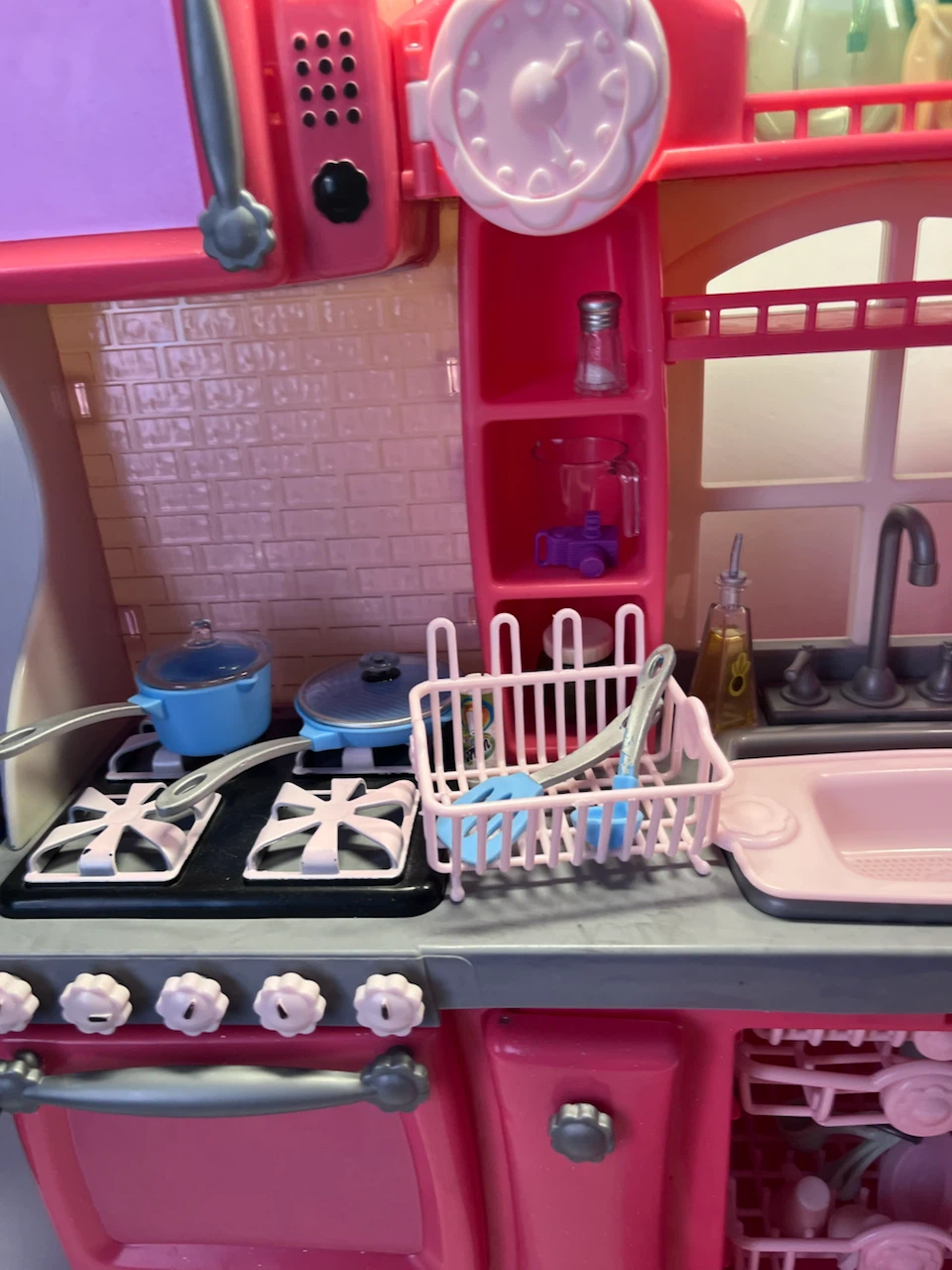 Our Generation Doll pink Kitchen and Fridge - photo 3