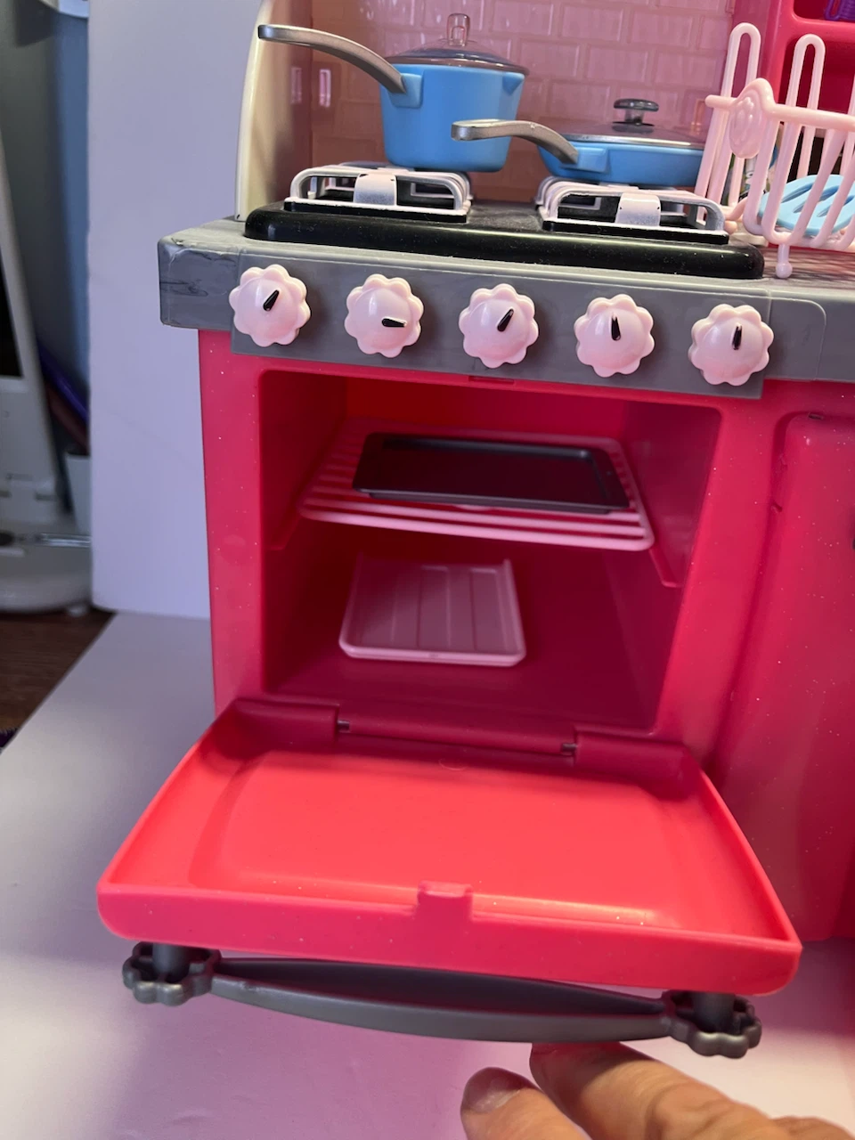 Our Generation Doll pink Kitchen and Fridge - photo 5