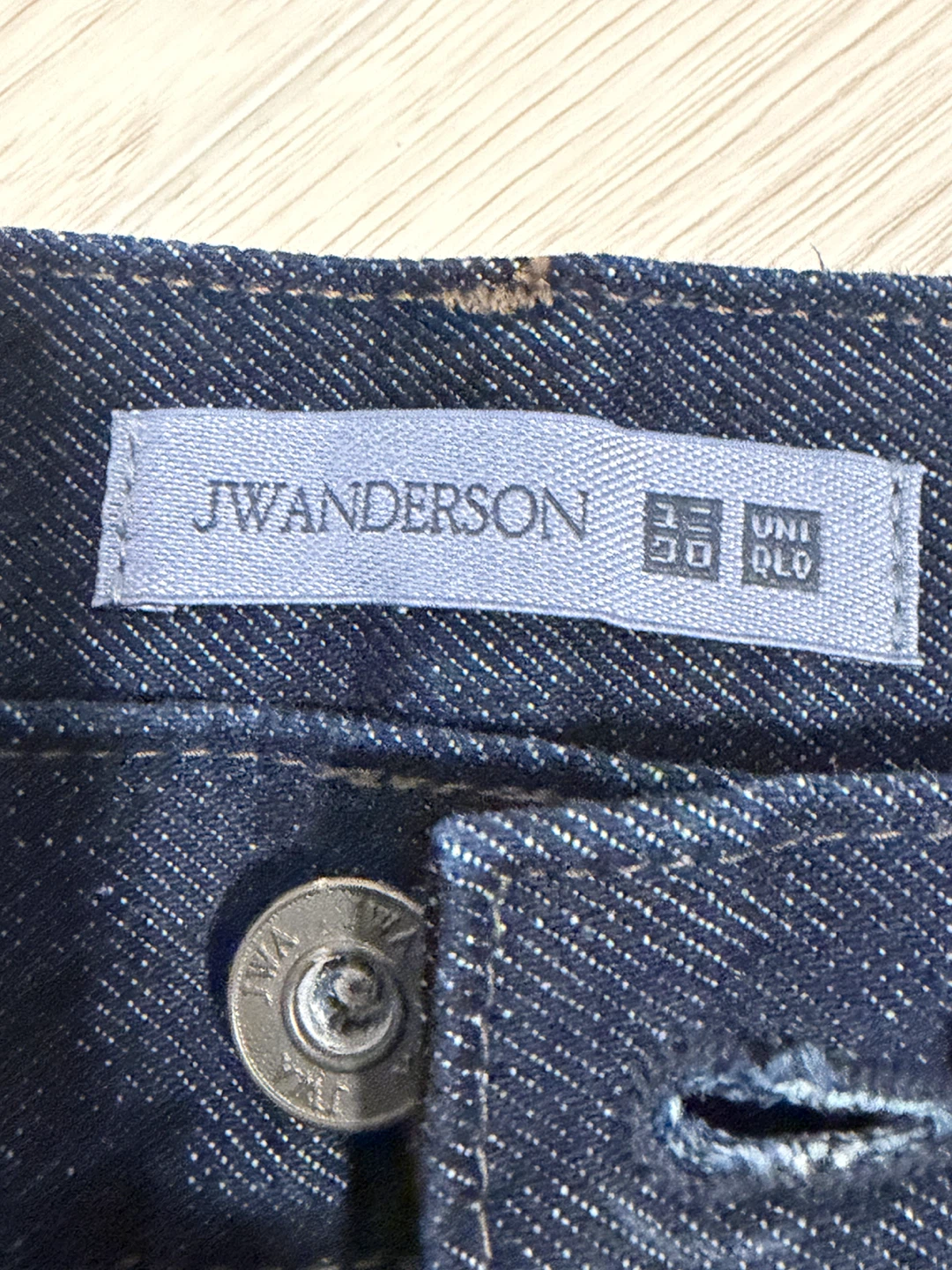 UNIQLO JW Anderson Dark Wash Jeans - Size 25x31 - photo 2