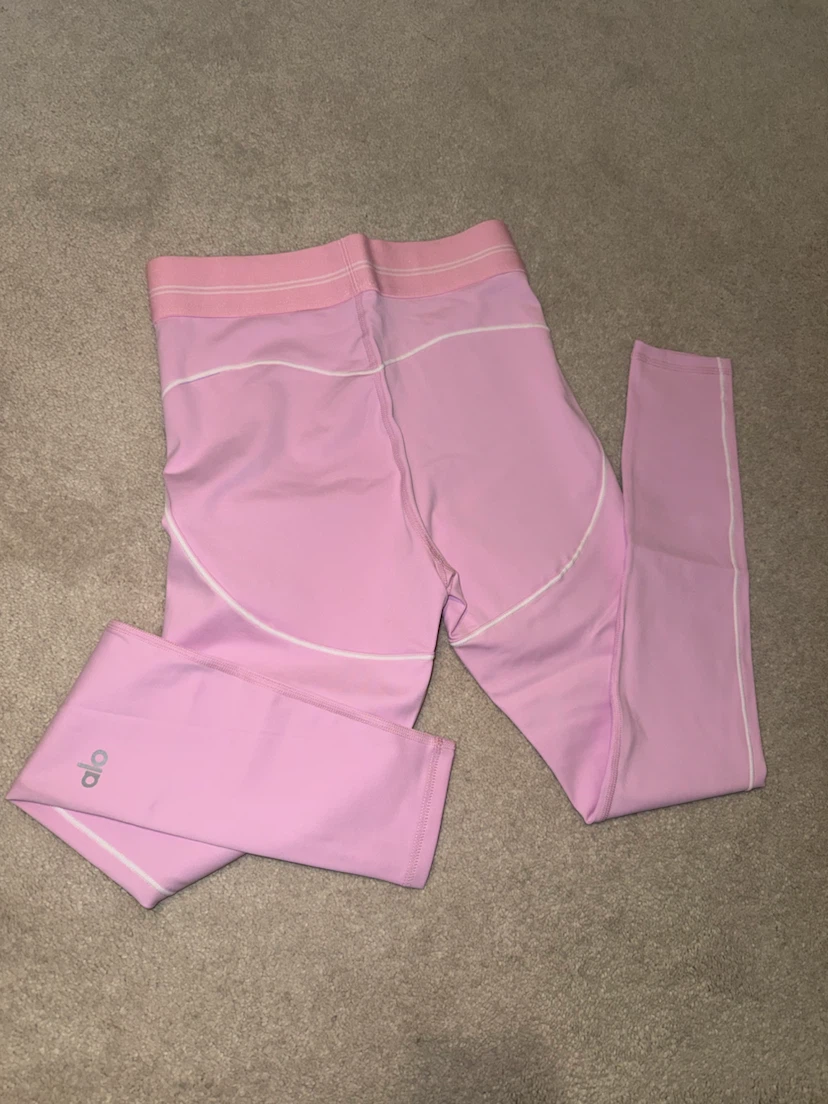 Alo Yoga Pink Leggings and Sports Bra Set - photo 2