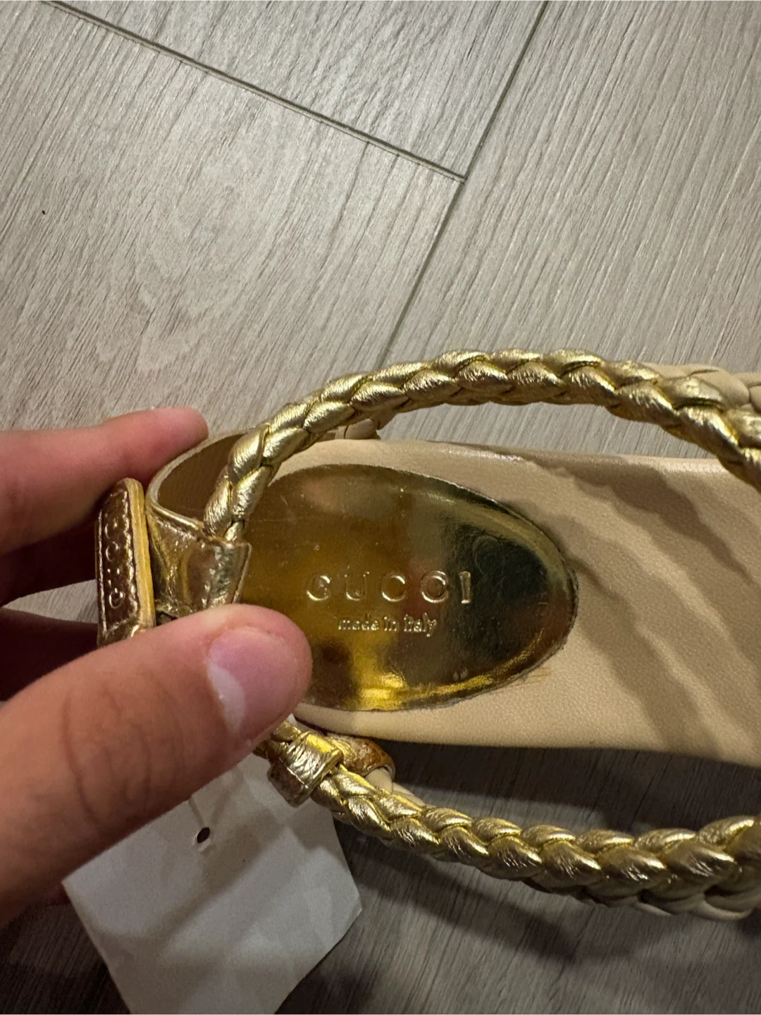 Gucci Gold Braided Leather Flat Sandals - photo 2