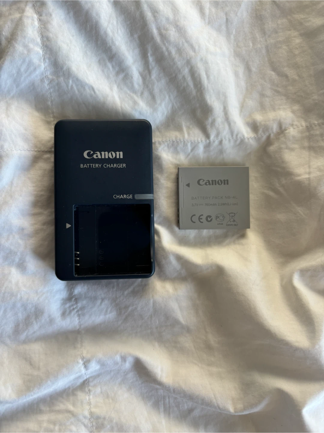 Canon PowerShot SD940 IS Digital ELPH 12.1MP Camera - photo 3
