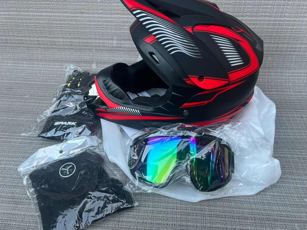 Motocross Helmet, Goggles & Gloves Set size L and XL
