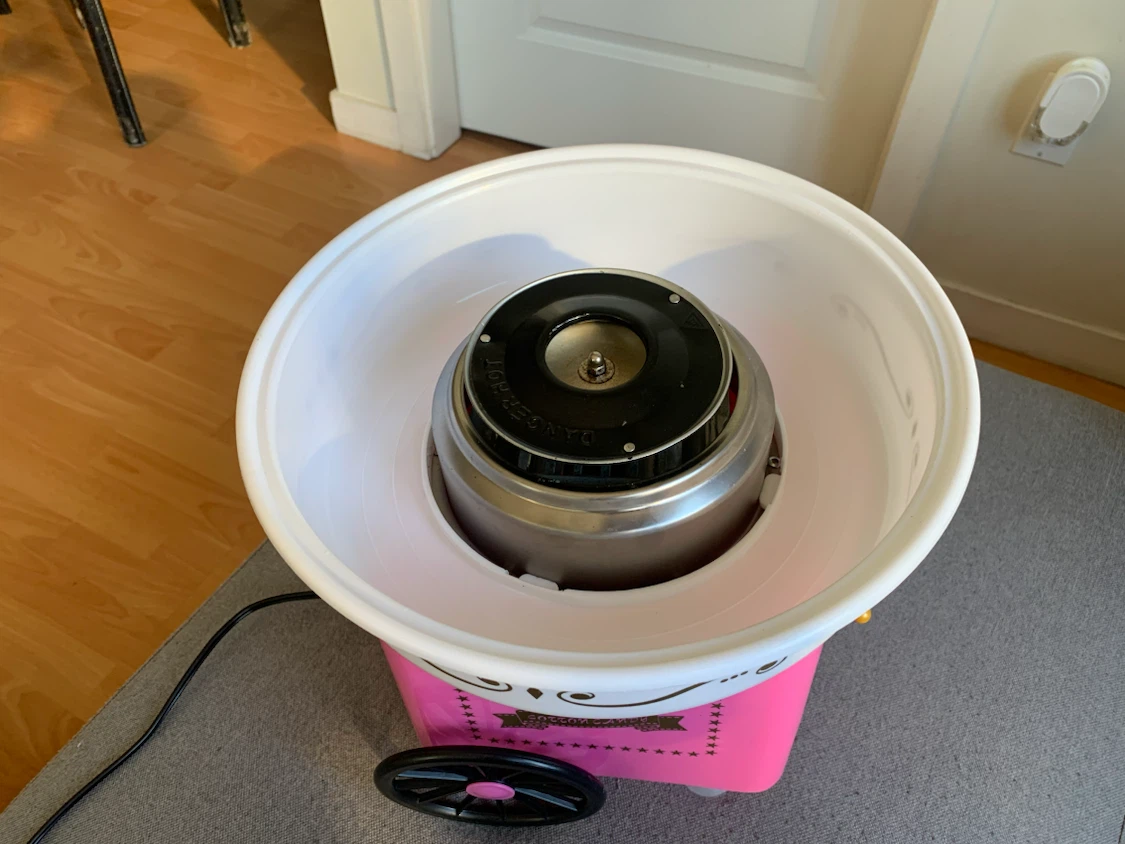 Carnival Cotton Candy Maker - photo 2