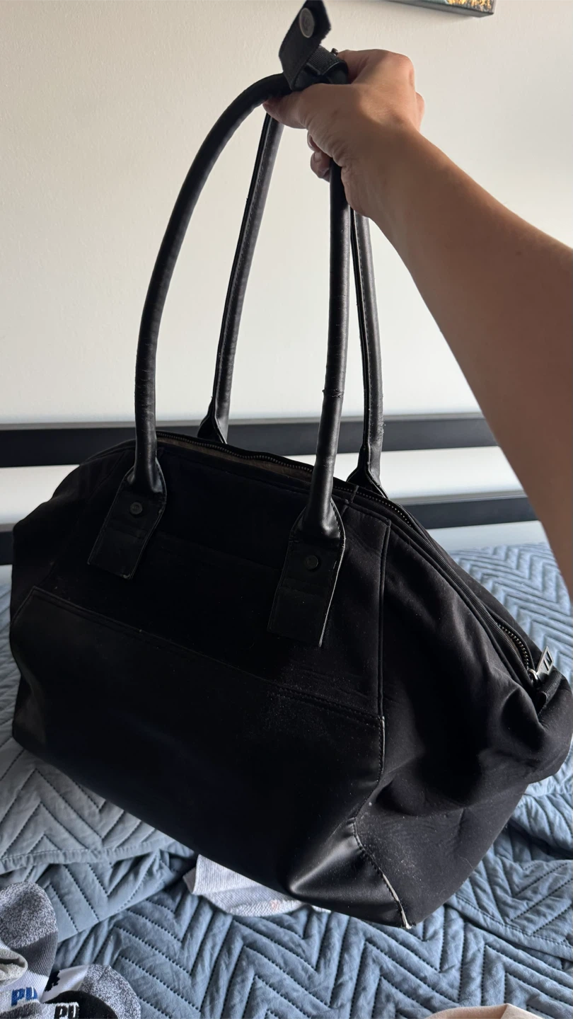 Black Lululemon Bag - photo 2
