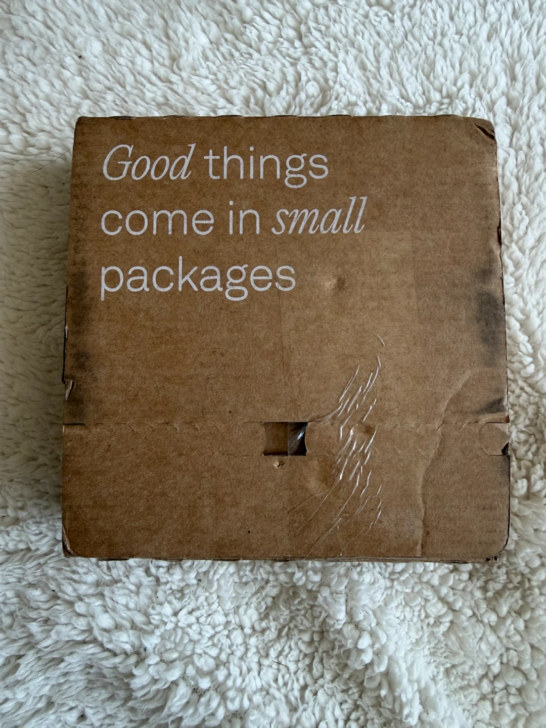 Brand New Sealed Oura Ring 4 – Gold – Size 7 - photo 2