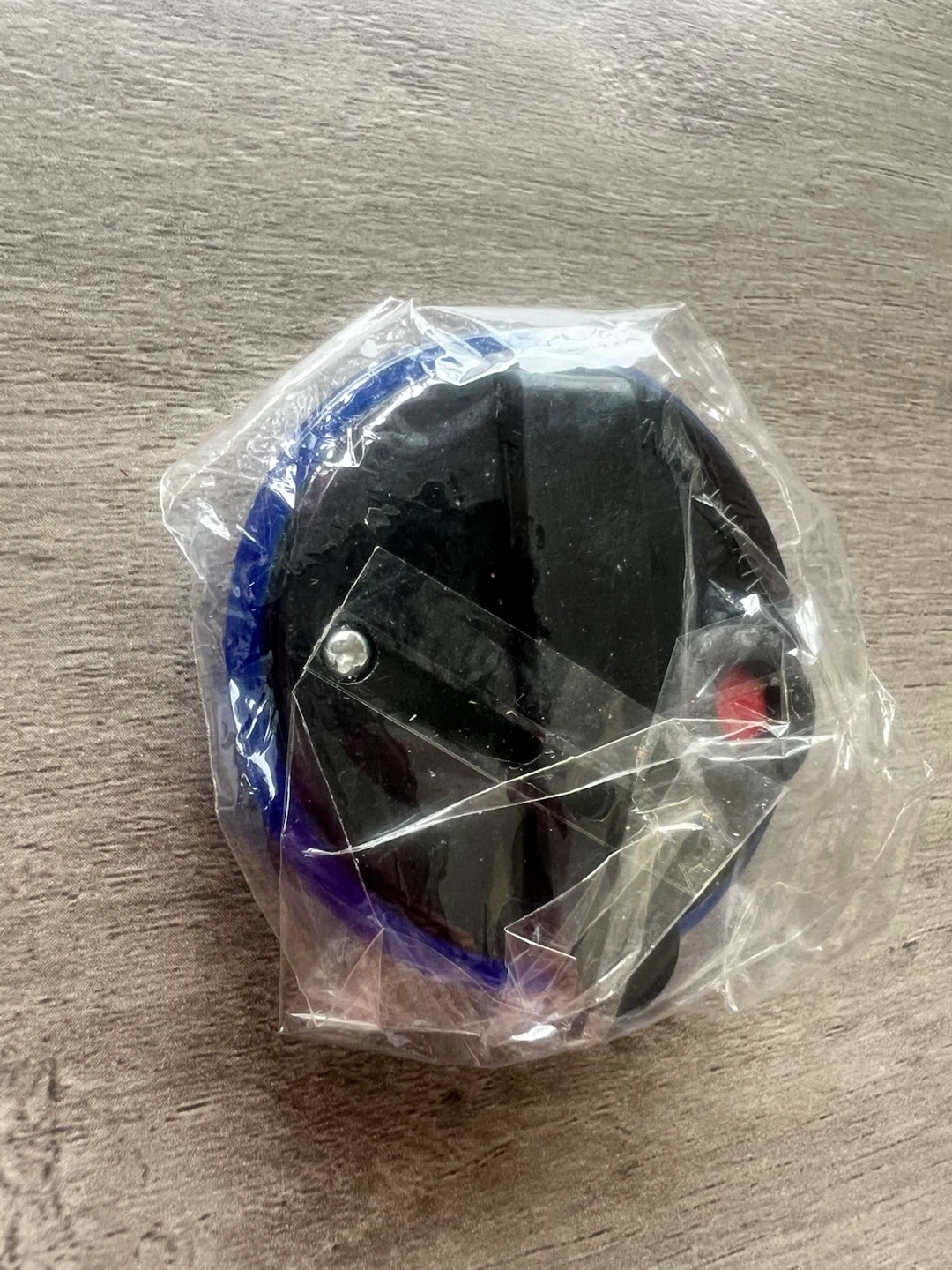 2010 Vancouver GamesKid Light-Up Safety Clip - photo 4