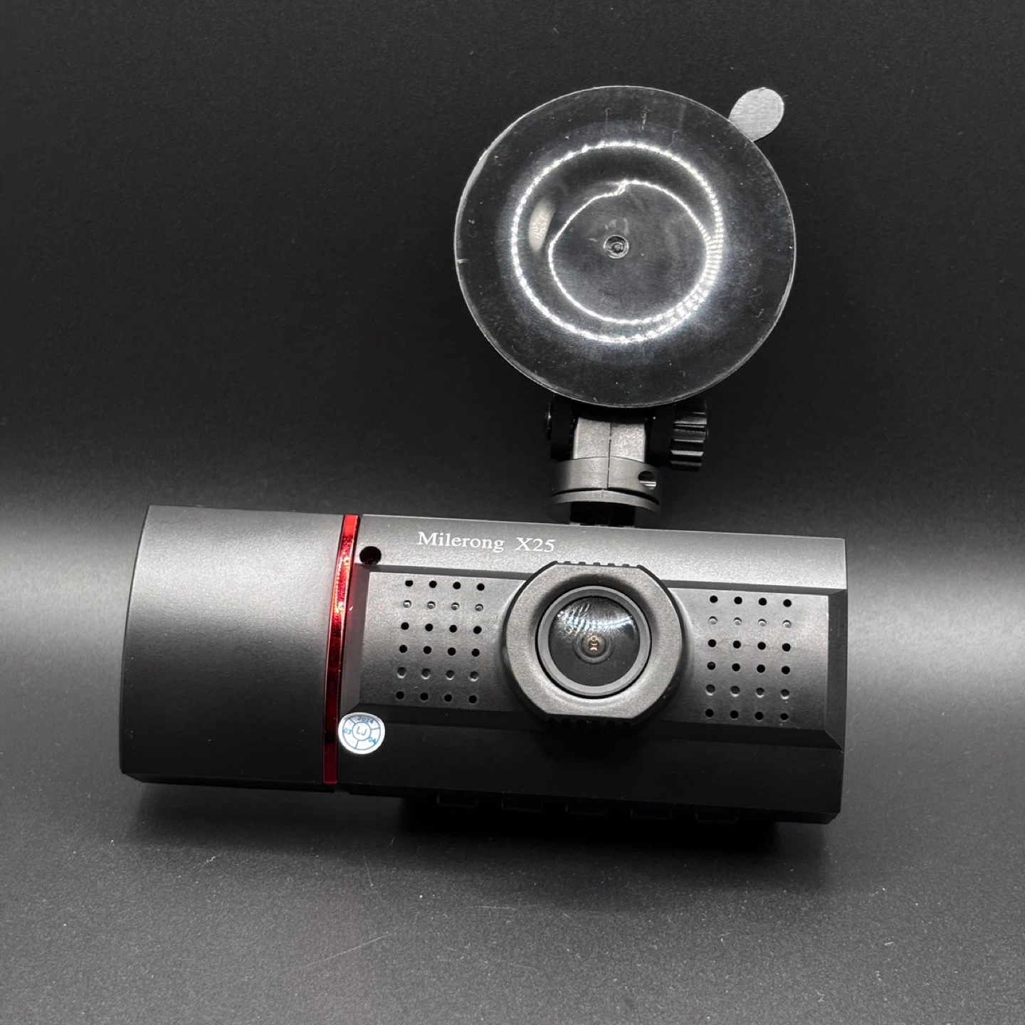 Milerong X25 Dash Cam with Suction Cup Mount - photo 3