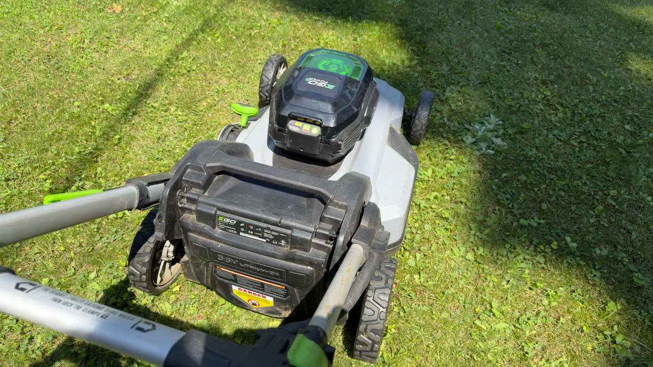 Good condition EGO Power 21 Lawnmower no battery or charger - photo 4