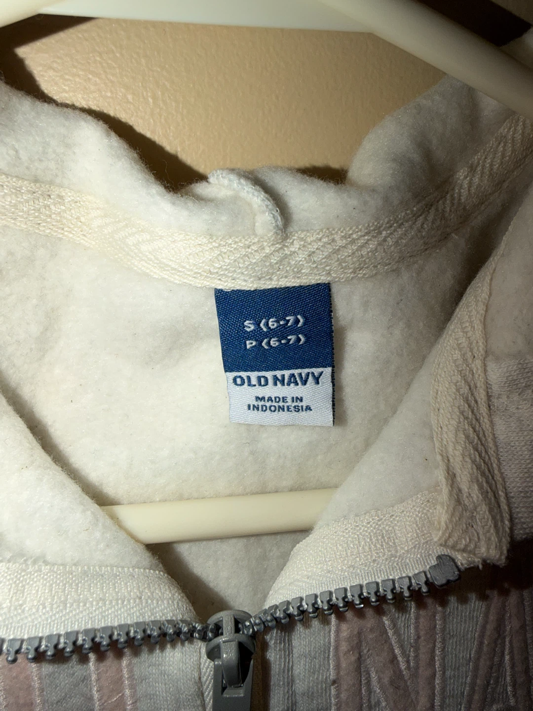 Old Navy Zip-Up Hoodie - photo 2