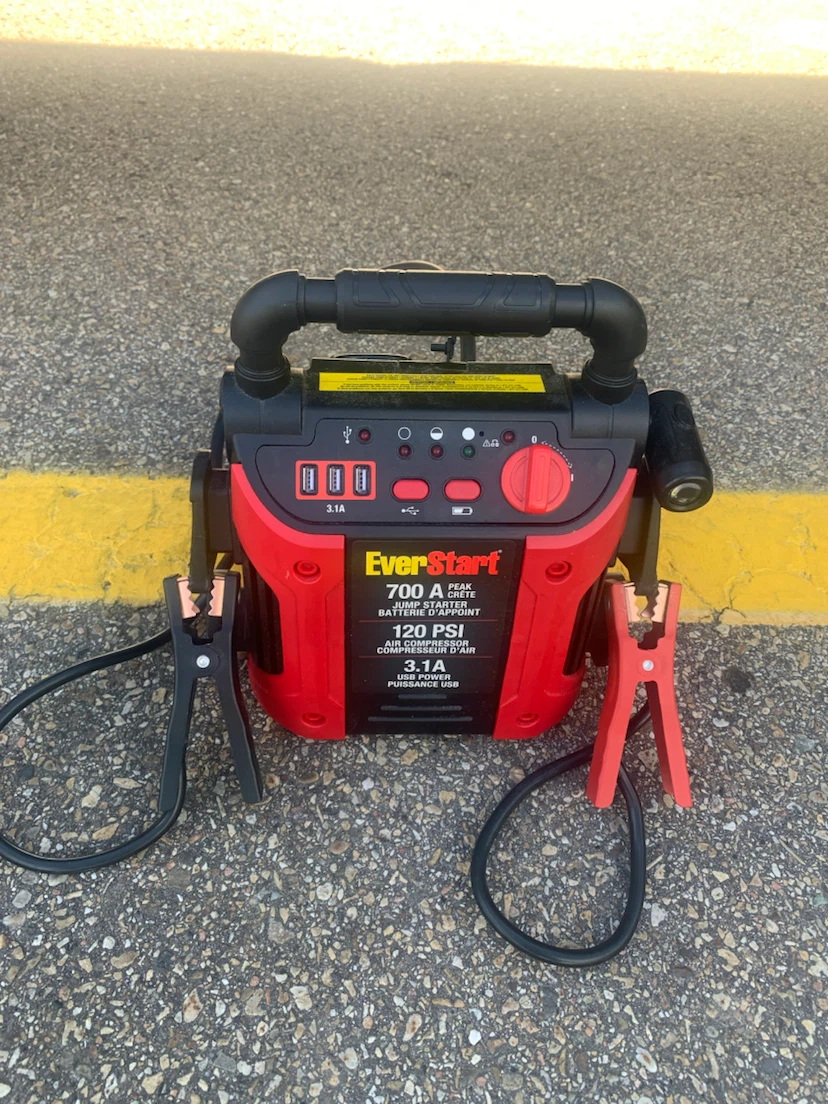 EverStart 700A Jump Starter with Air Compressor