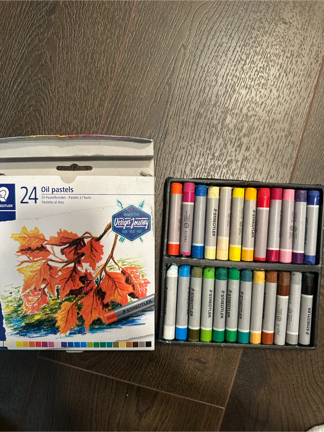 Staedtler 24 Oil Pastels - photo 2