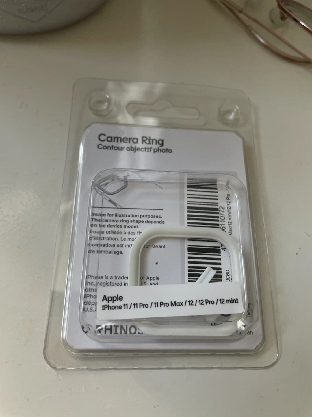 RHINOSHIELD Camera Ring and buttons for iPhone 11 / 12