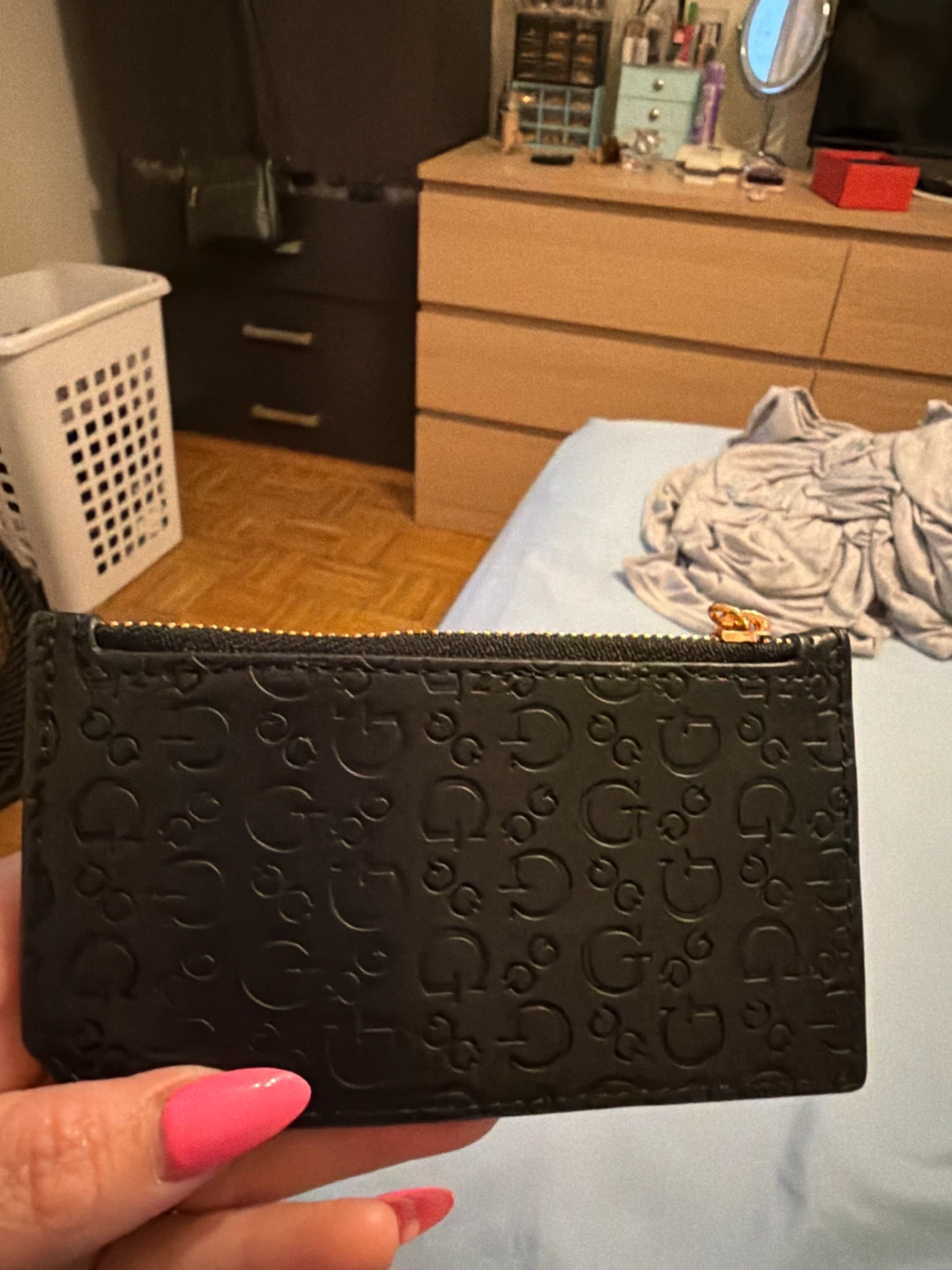GUESS Embossed Logo Card Holder - photo 2