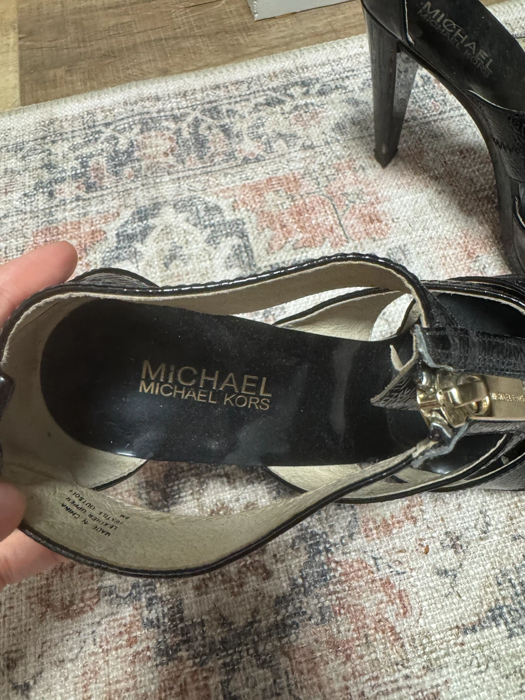 Michael Kors Black Patent Leather Heels - Size 8 - photo 3