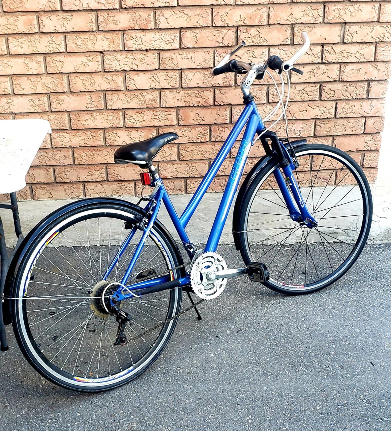 Blue CCM Hybrid Bike - photo 4