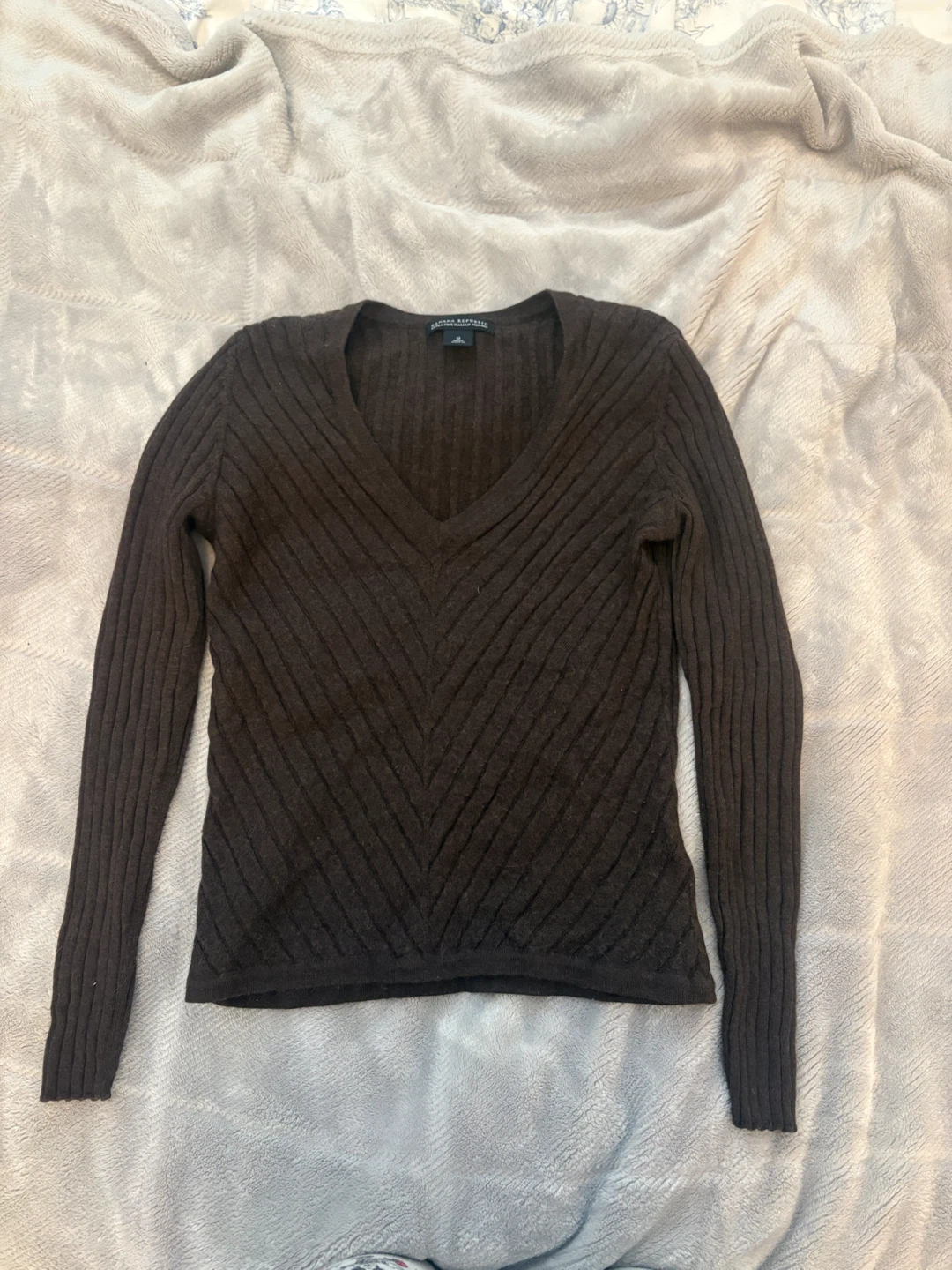 Banana Republic V-Neck Sweater