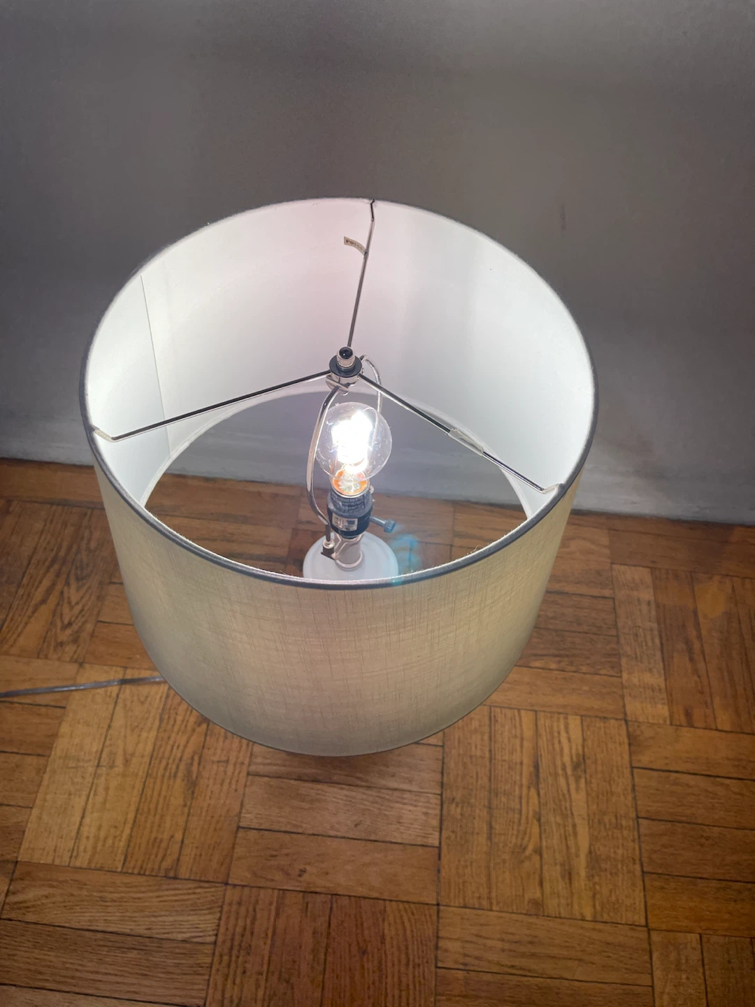 Table Lamp with Textured Shade - photo 4