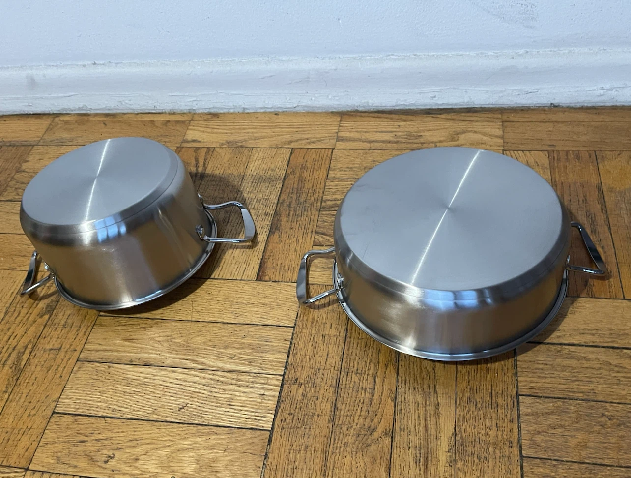 Set of 2 Stainless Steel Pots with Lids - photo 3
