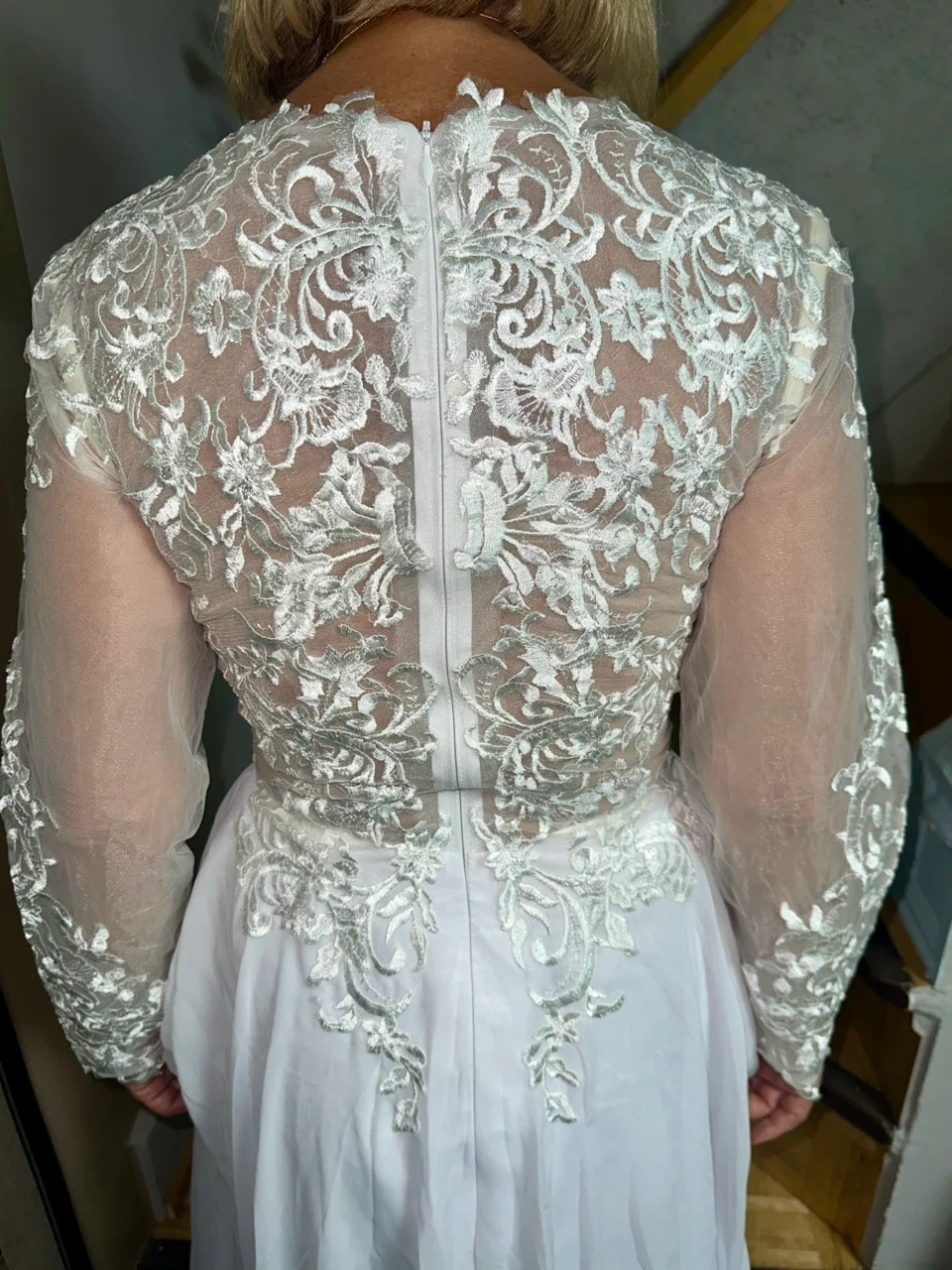 White Lace Long Sleeve Evening Gown - photo 5
