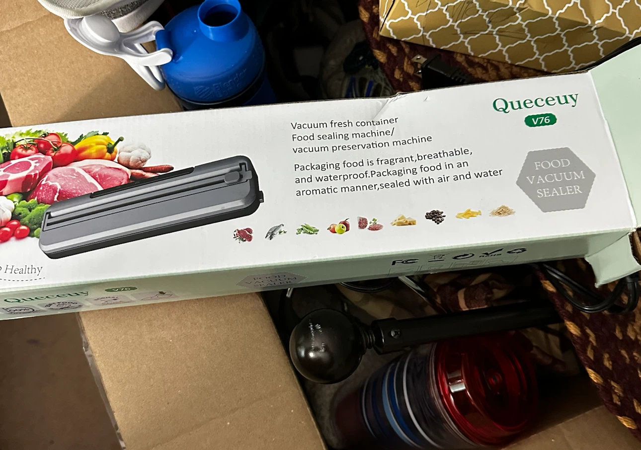 Queceuy V76 Food Vacuum Sealer Machine