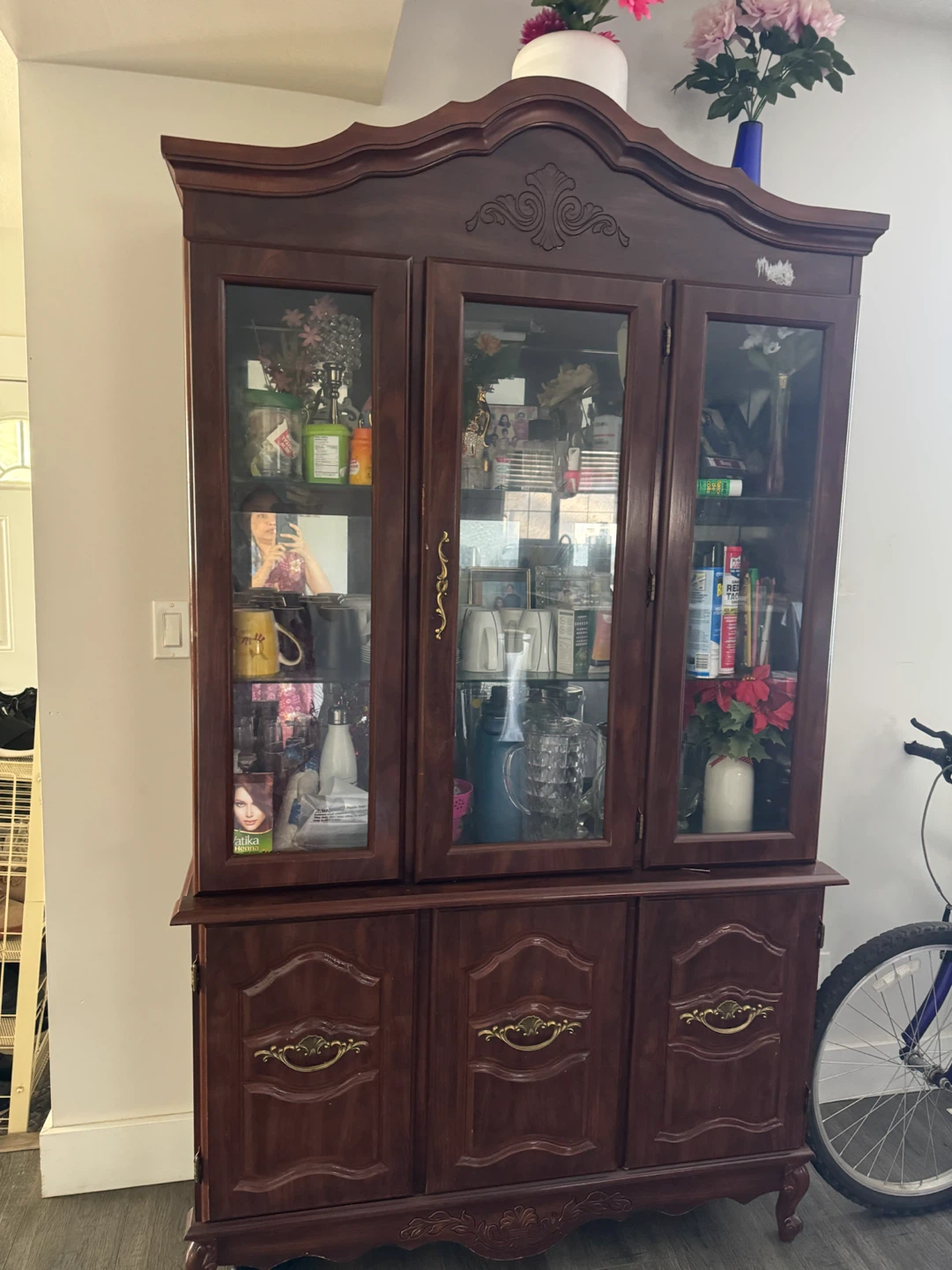Wooden Chinese  Cabinets. - photo 2