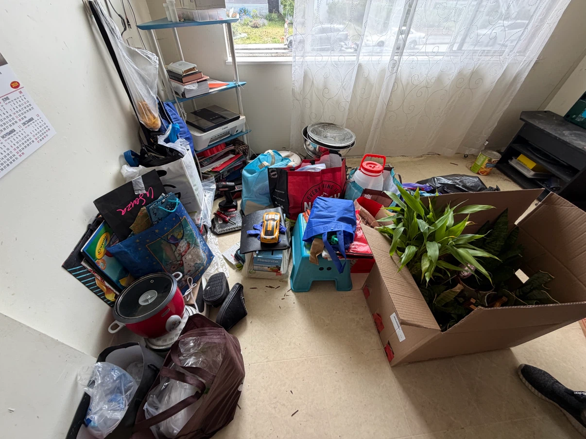 FREE - Loads of free items - photo 4