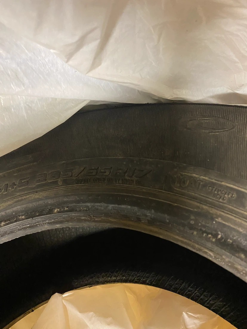 Set Of 4 Tires *** - photo 2