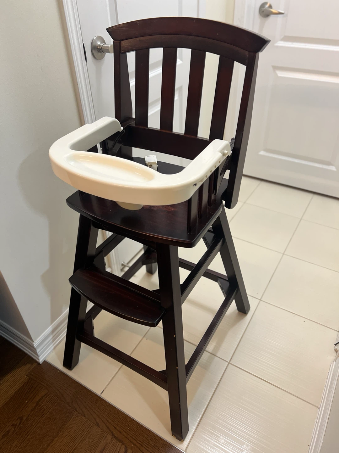 Summer Infant Wooden High Chair - photo 5