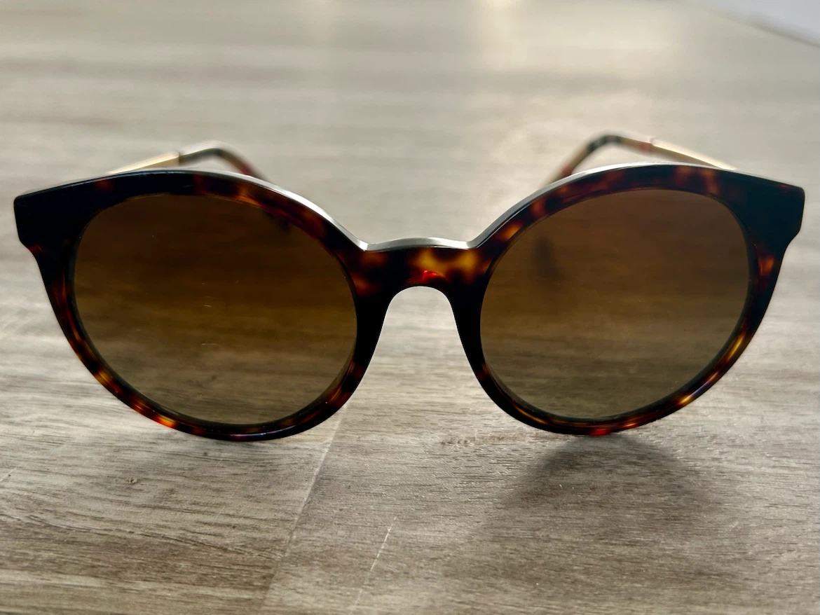 Authentic Burberry Polarized Sunglasses (BE4296) - photo 2