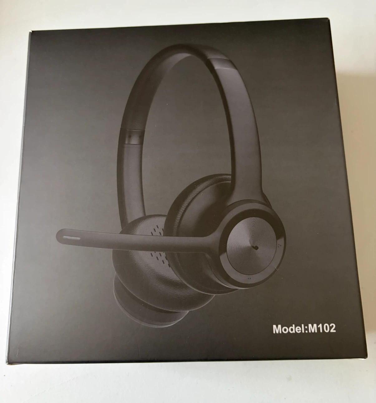 New Wireless Bluetooth Headset with Noise Cancelling Microphone