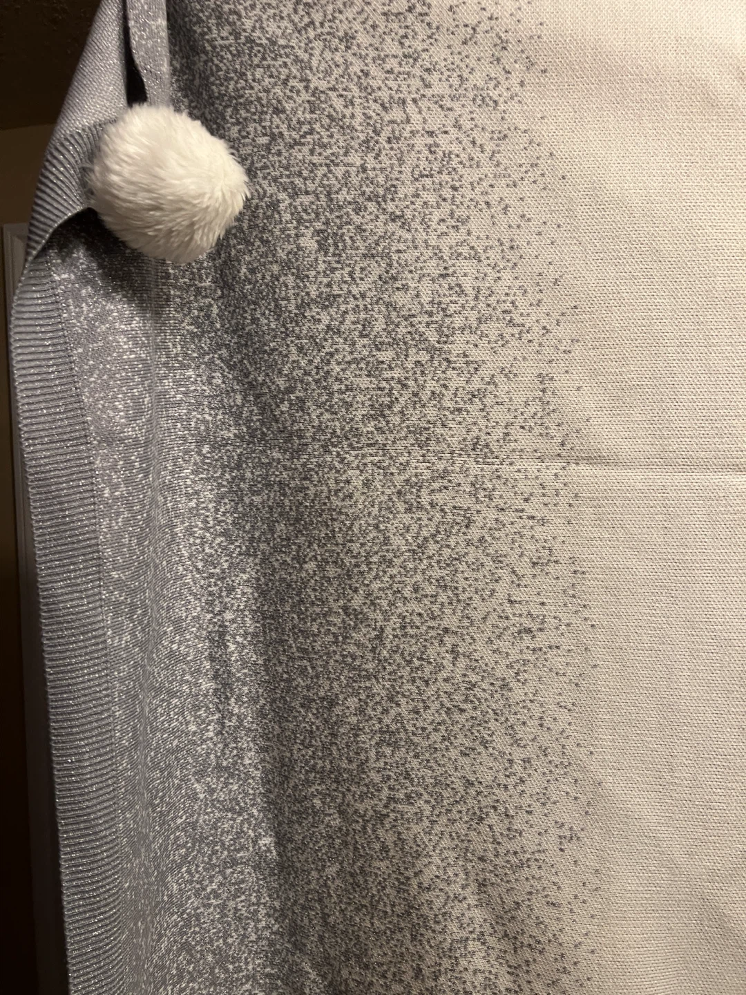 White and Grey Throw Blanket with Pom Poms - photo 3