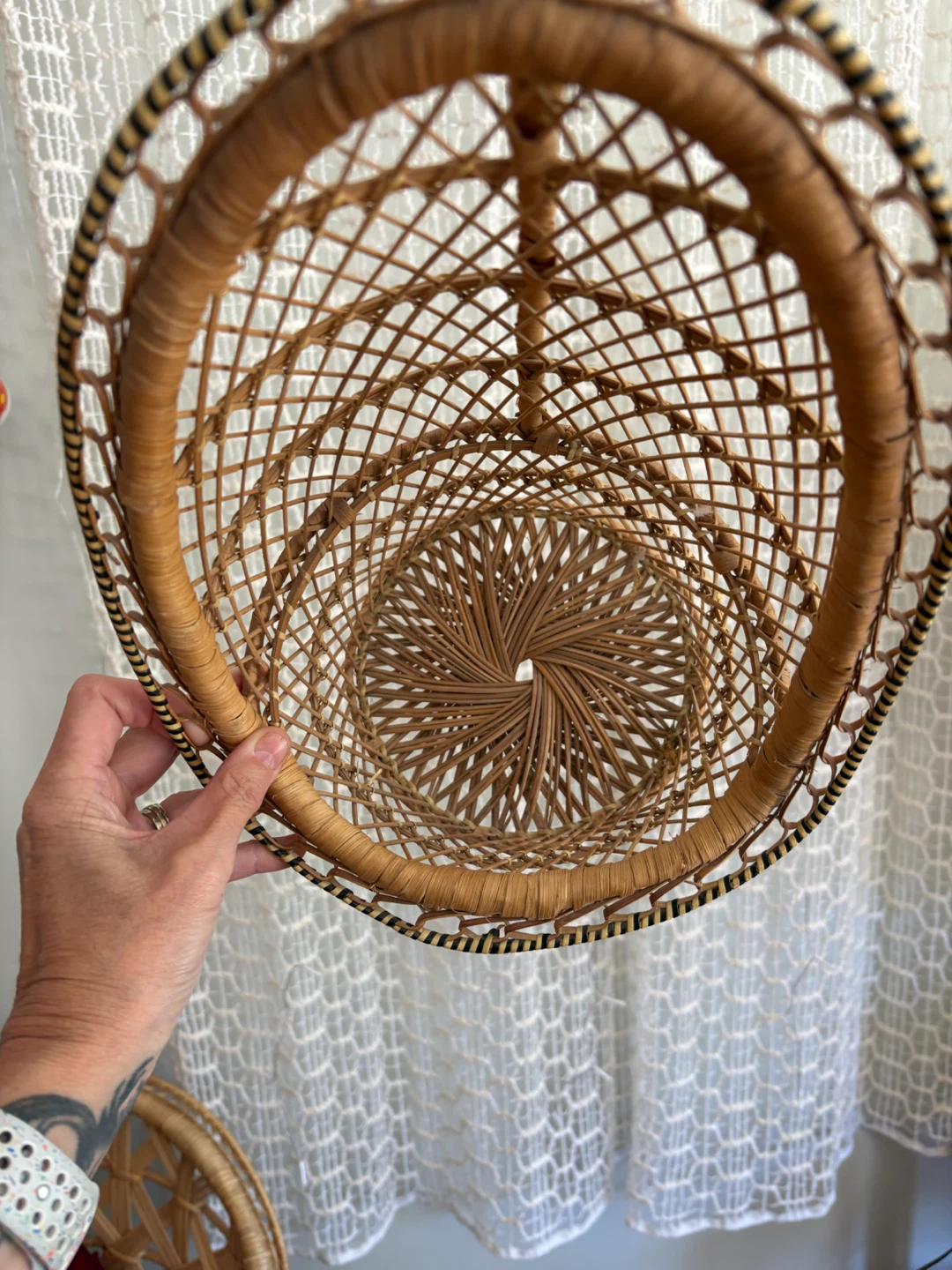 Vintage Wicker Hanging Basket Chair Decor - photo 3