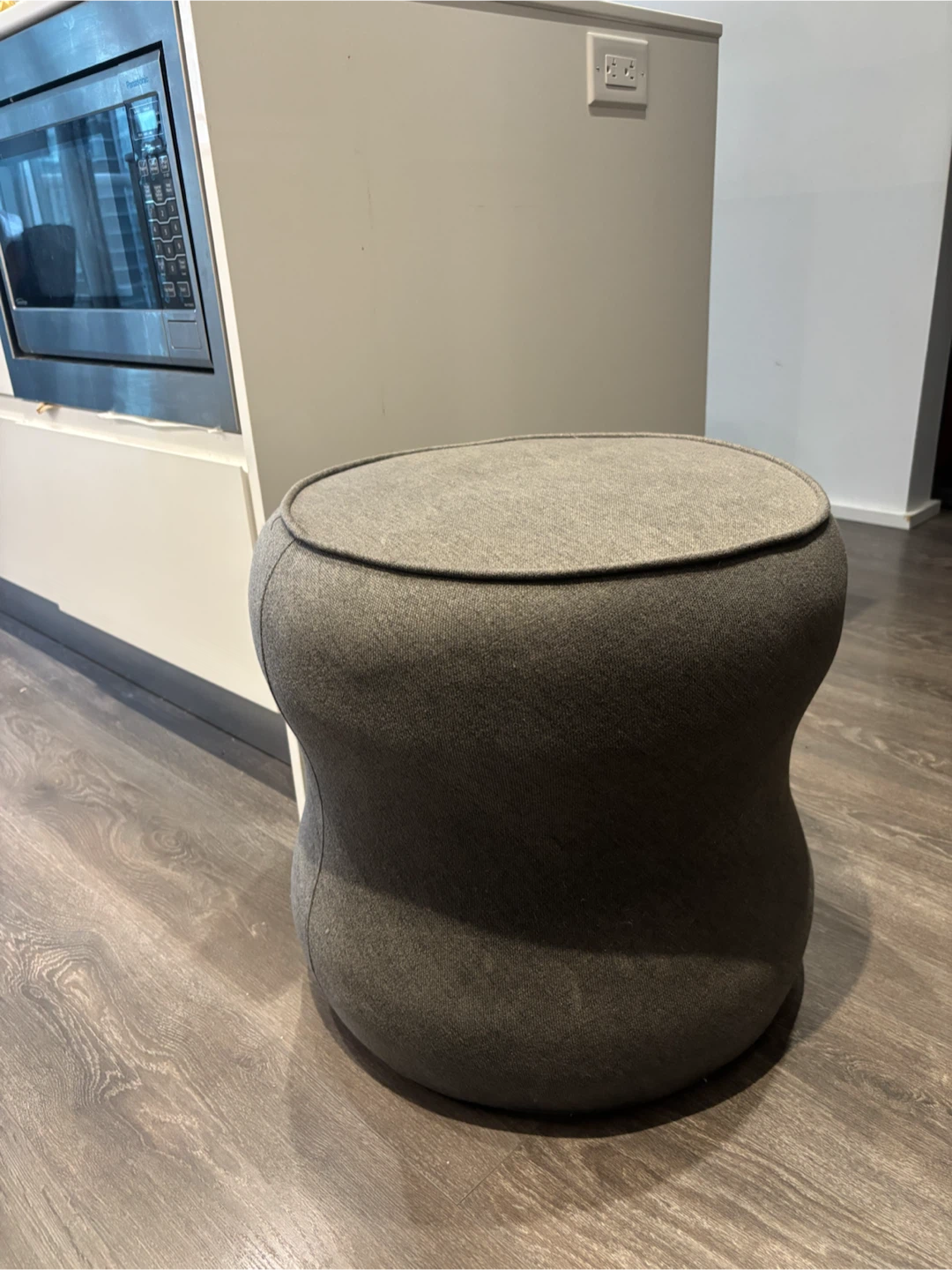 Grey Upholstered Round Pouf Ottoman - photo 2