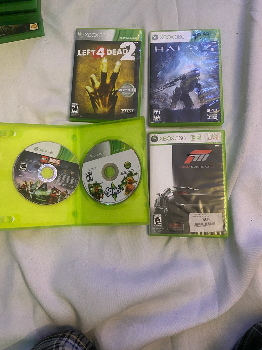 Xbox Series S   + 2 Controllers + Headset+ 17 Games BARELY USED. - photo 2