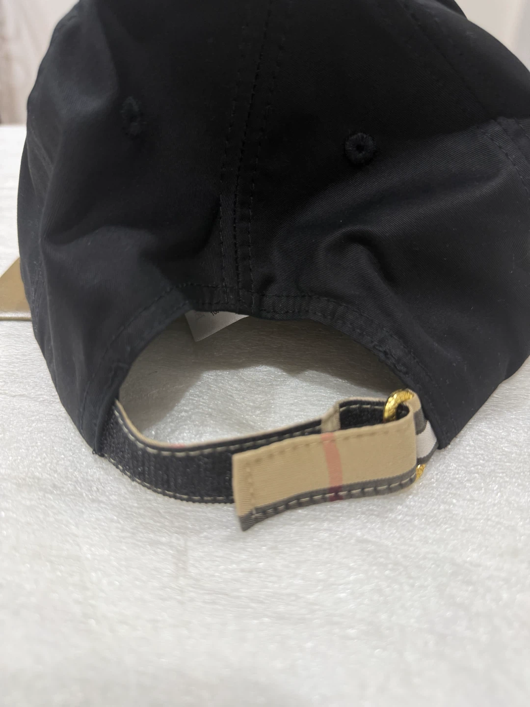 Burberry Baseball Cap - photo 4